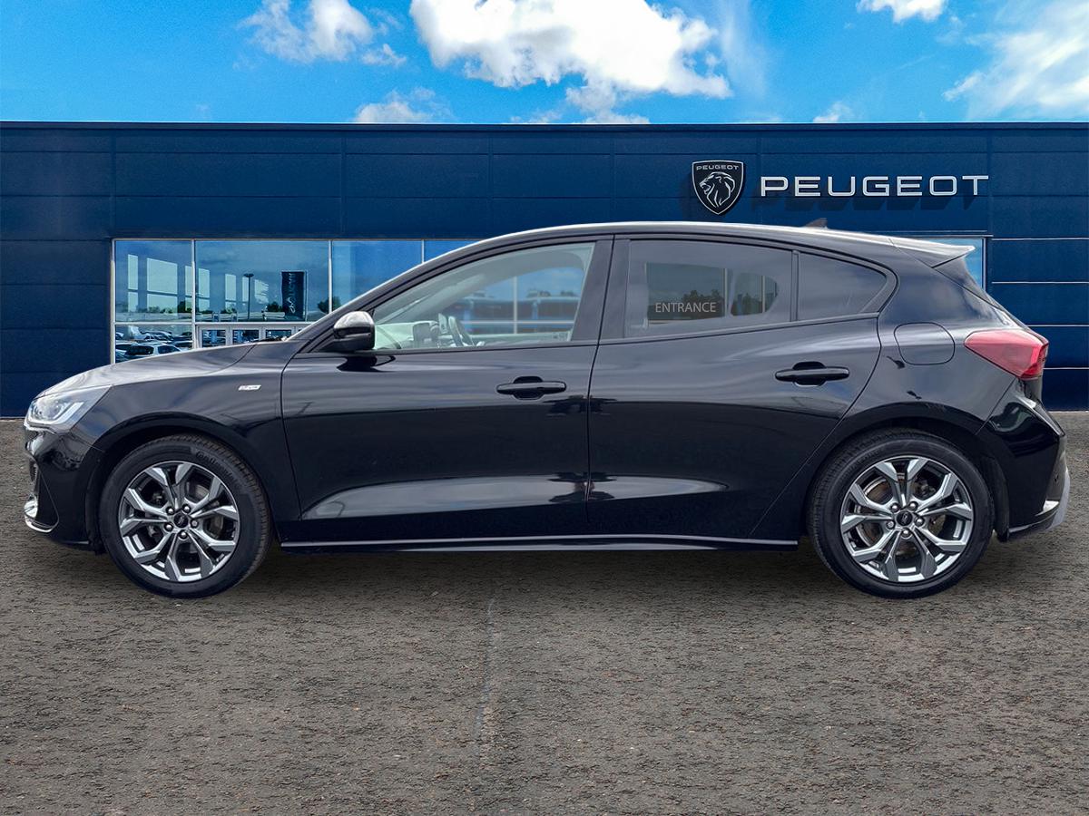 Used Ford Focus 2023 for sale - 75950856: Photo 7