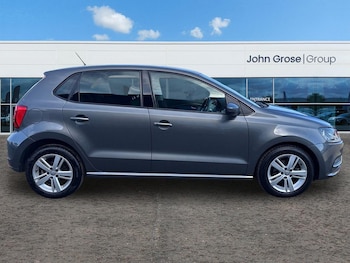 Used Volkswagen Polo 2016 for sale - 77698306: Photo