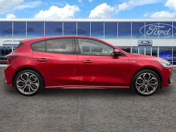 Used Ford Focus 2023 for sale - 76328346: Photo