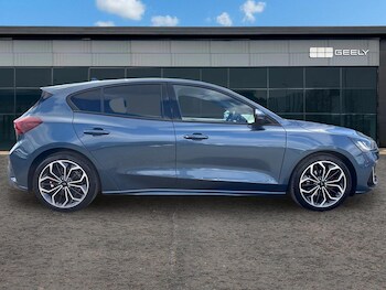 Used Ford Focus 2022 for sale - 77810253: Photo