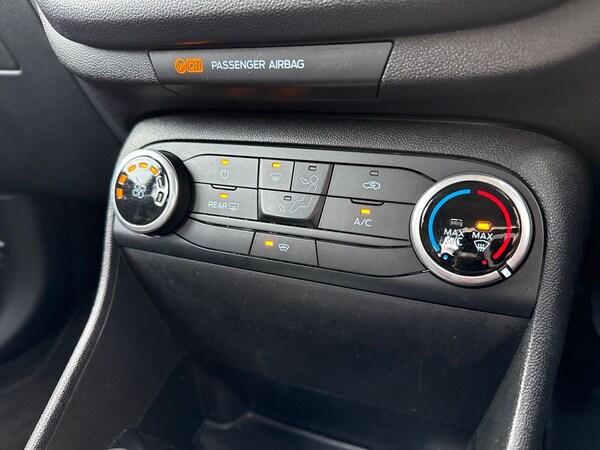 Used Ford Fiesta 2018 for sale - 76044456: Photo 19