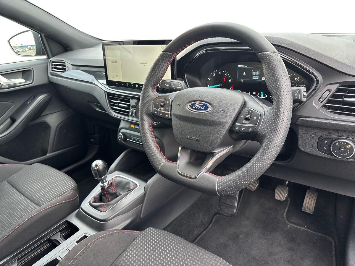 Used Ford Focus 2023 for sale - 76420474: Photo 13