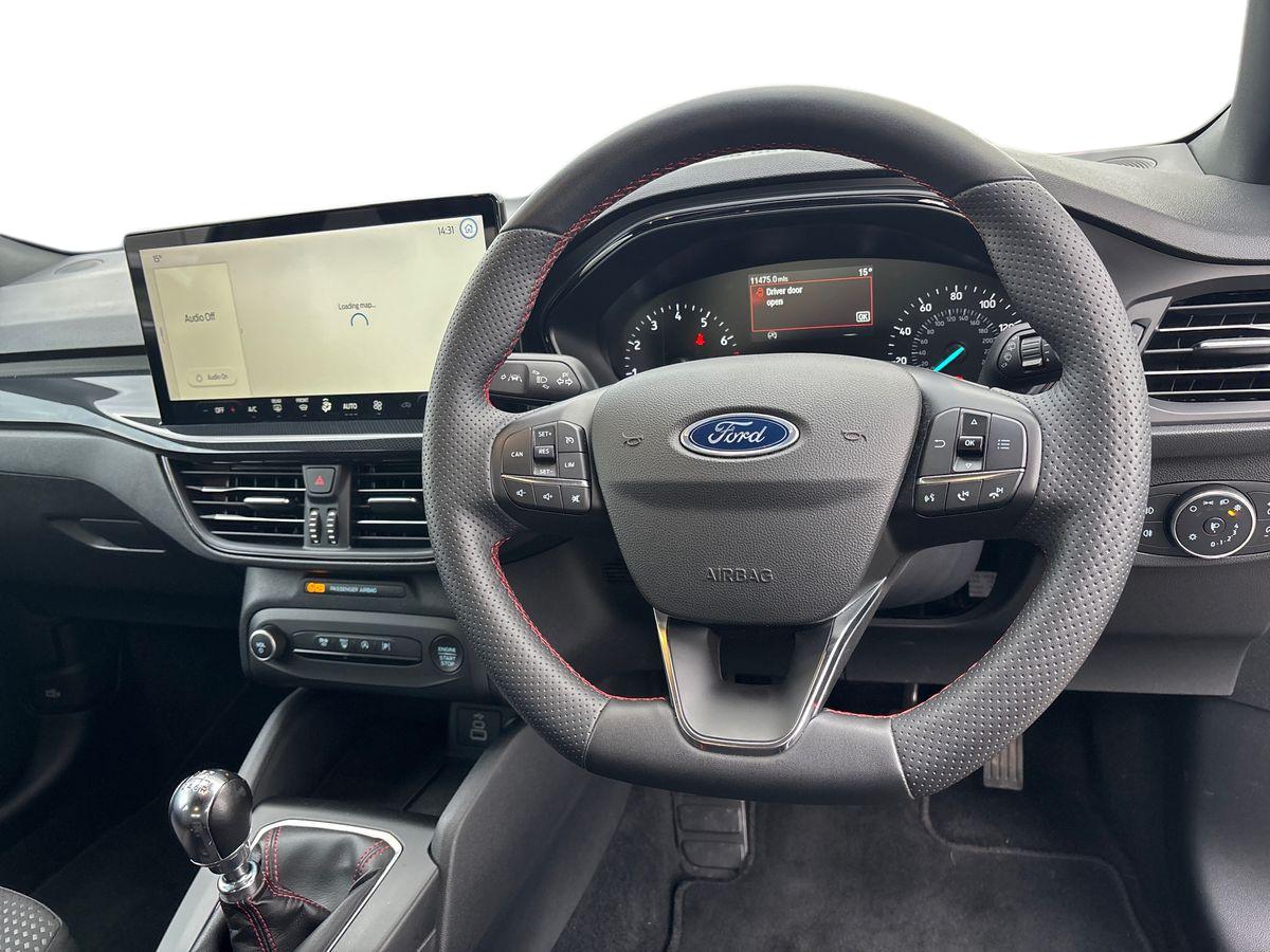 Used Ford Focus 2023 for sale - 76420474: Photo 14