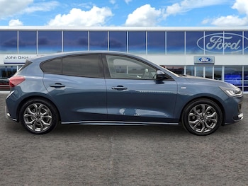 Used Ford Focus 2023 for sale - 76420474: Photo