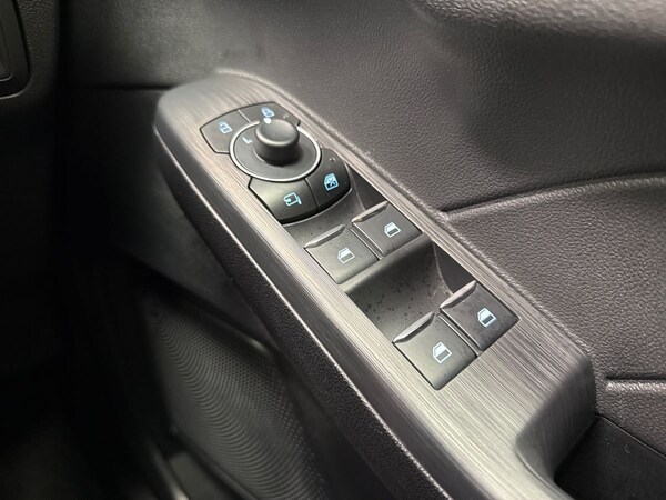 Used Ford Kuga 2024 for sale - 76203653: Photo 21