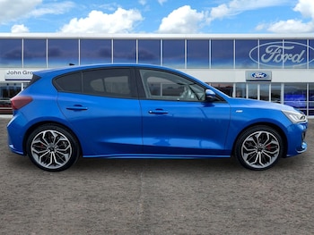 Used Ford Focus 2023 for sale - 77841613: Photo