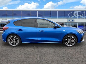 Used Ford Focus 2022 for sale - 77397420: Photo