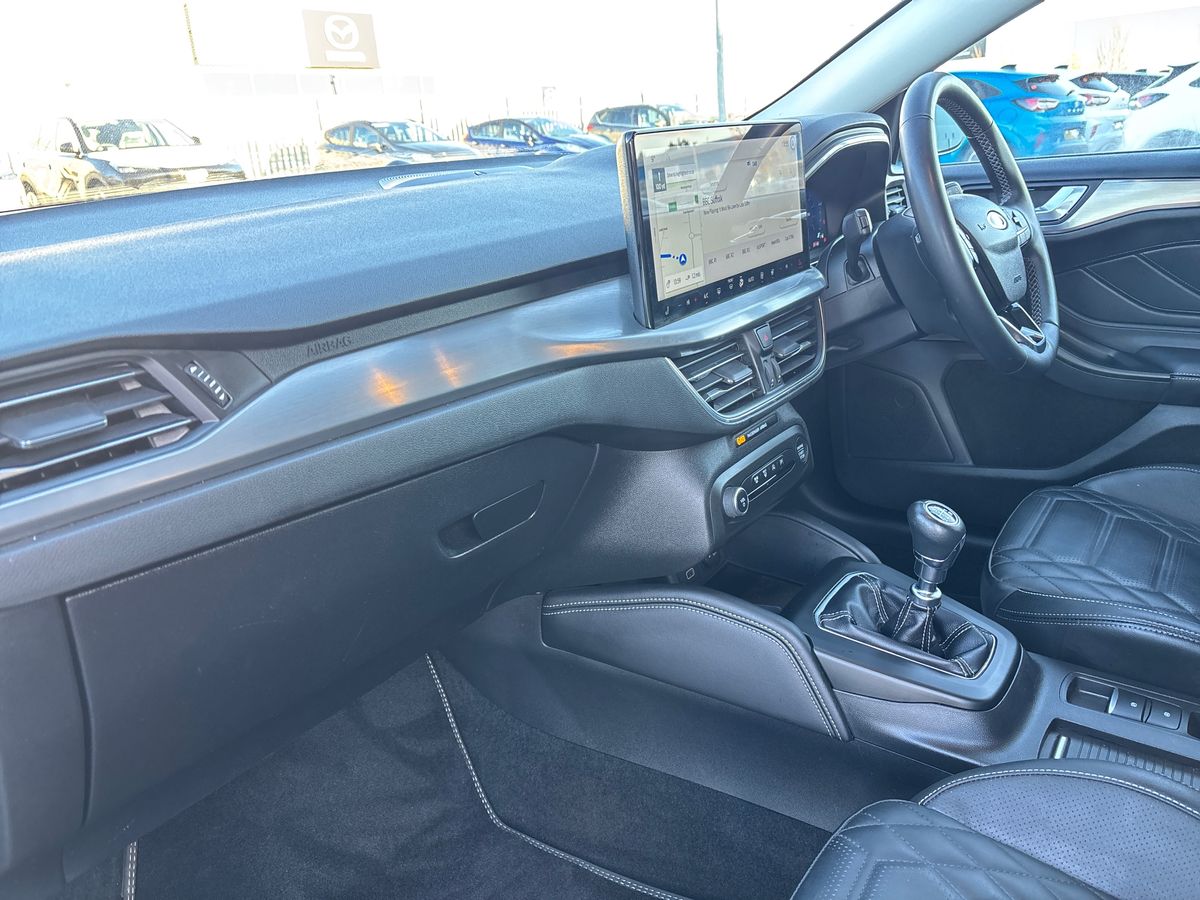 Used Ford Focus 2022 for sale - 76660928: Photo 17