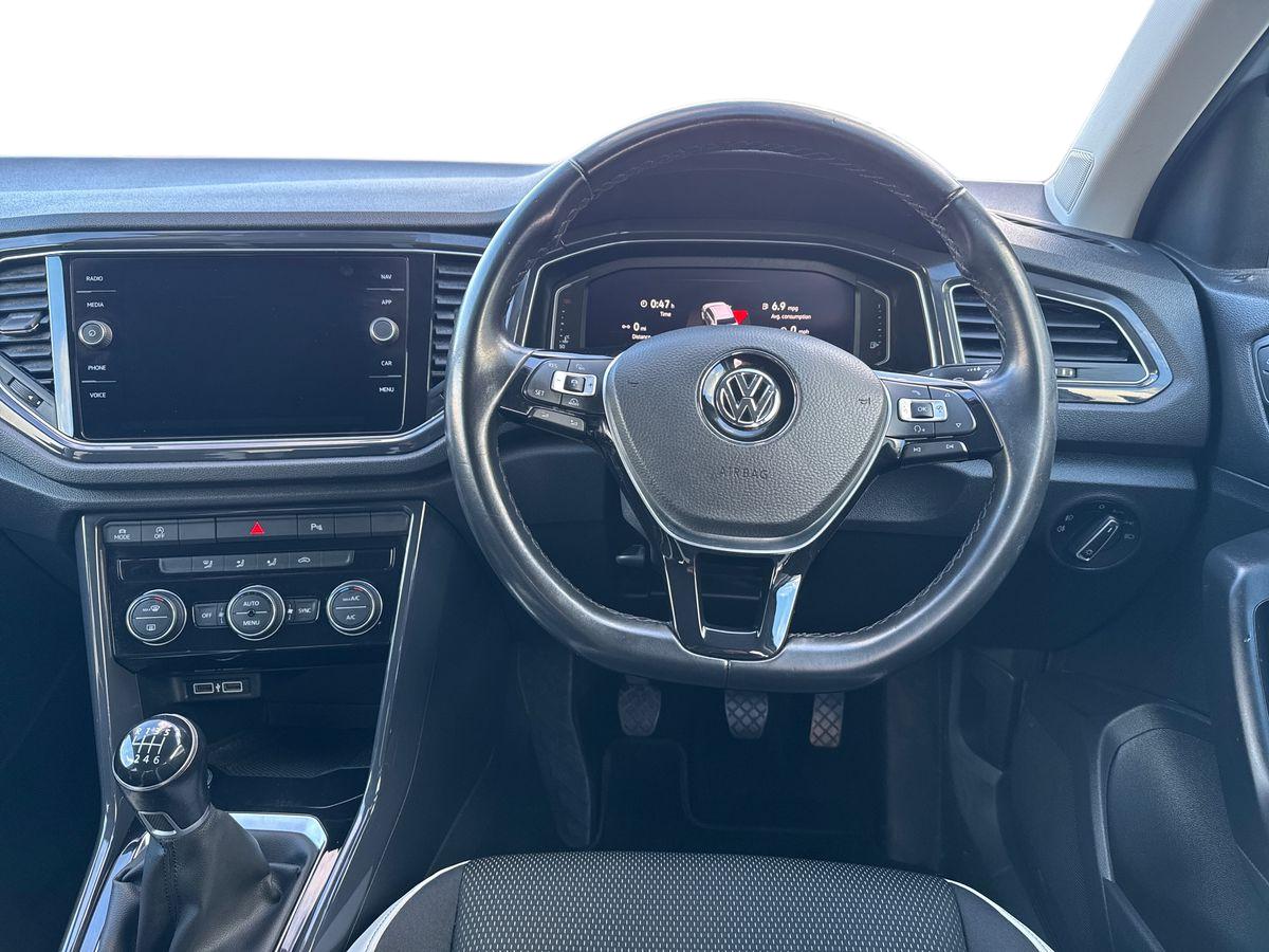 Used Volkswagen T-Roc 2018 for sale - 77111462: Photo 14