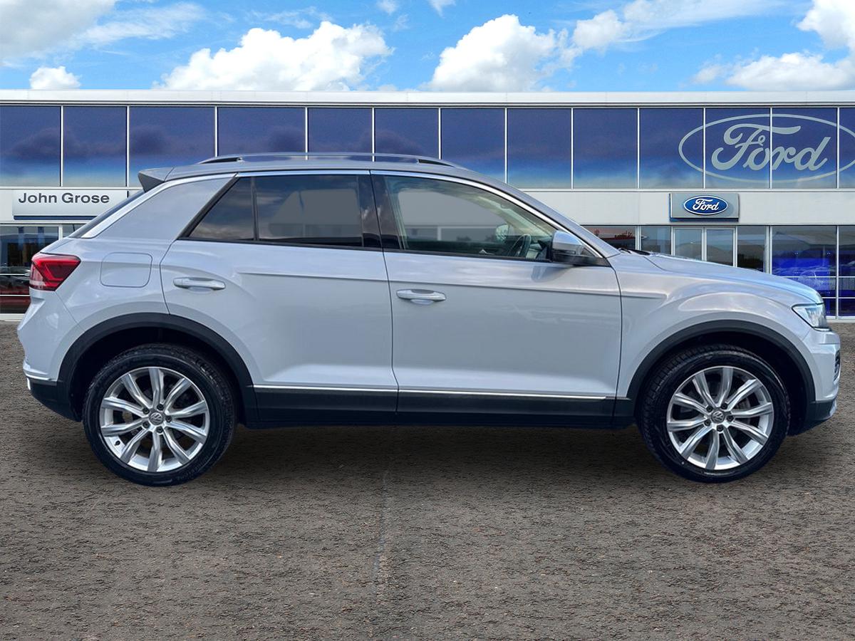 Used Volkswagen T-Roc 2018 for sale - 77111462: Photo 2