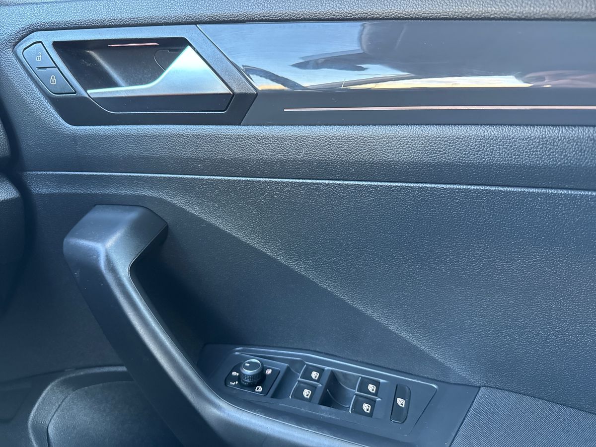 Used Volkswagen T-Roc 2018 for sale - 77111462: Photo 21