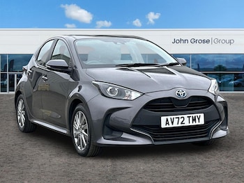 Used Toyota Yaris 2022 for sale - 77795116: Photo