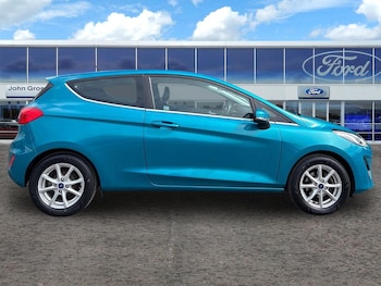 Used Ford Fiesta 2018 for sale - 78411710: Photo