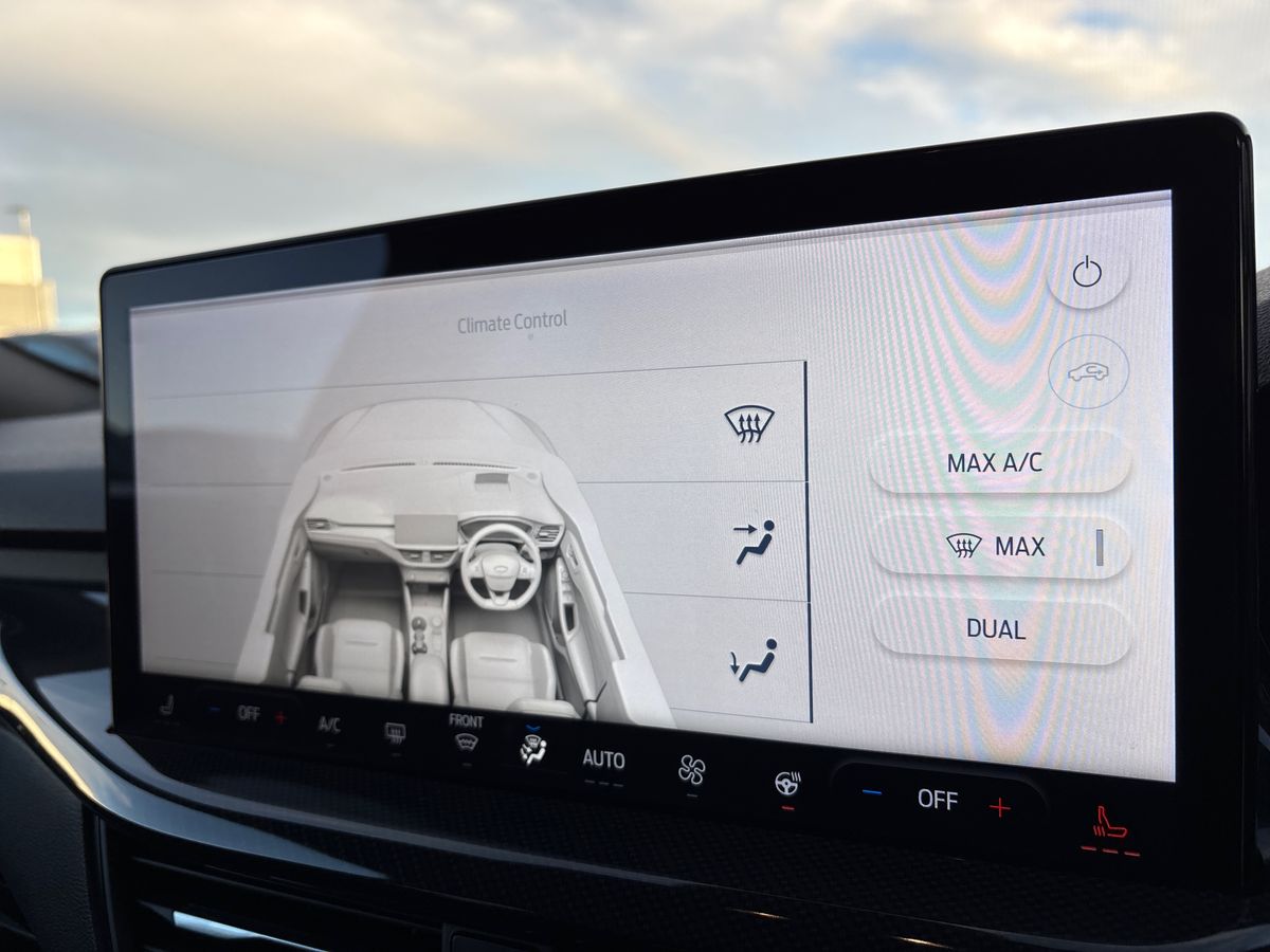 Used Ford Focus 2023 for sale - 76754659: Photo 19