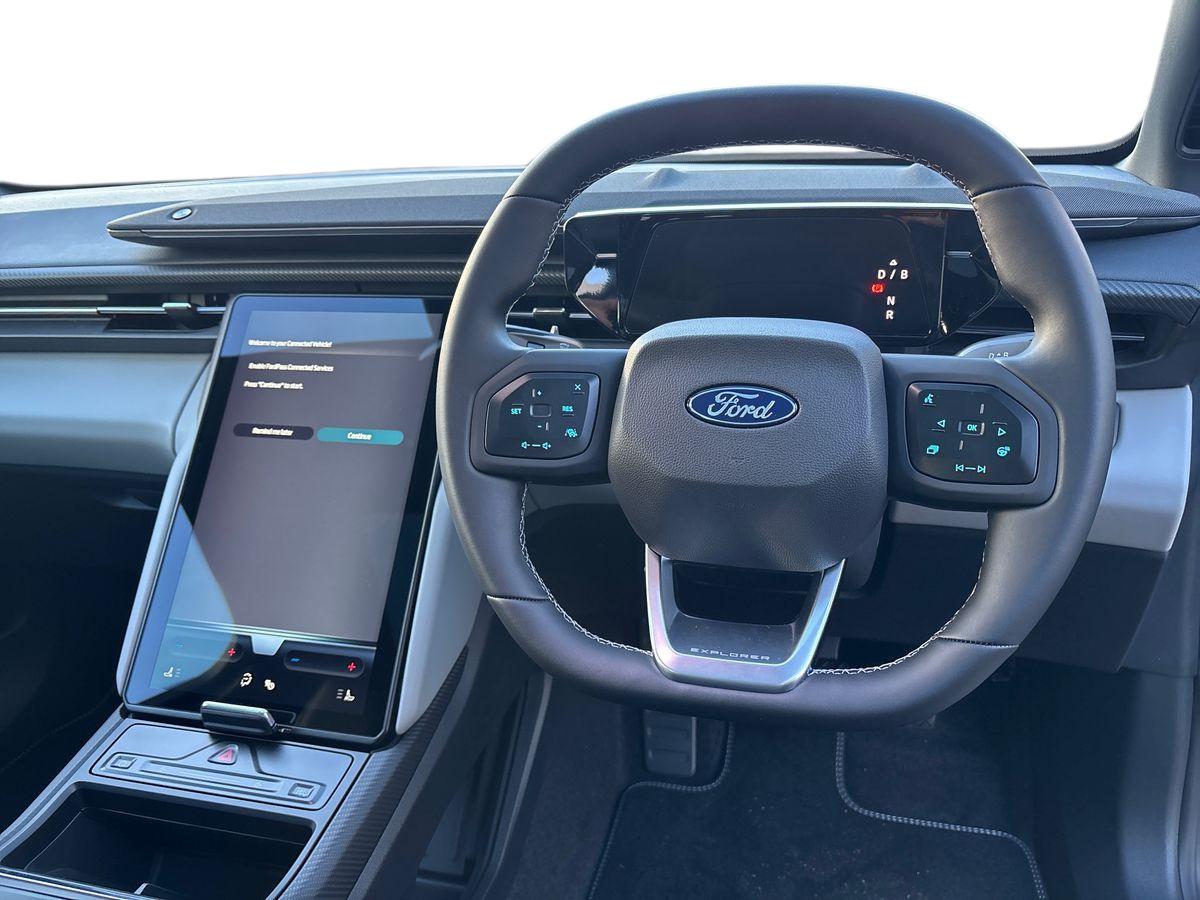 Used Ford Explorer 2024 for sale - 76563799: Photo 14