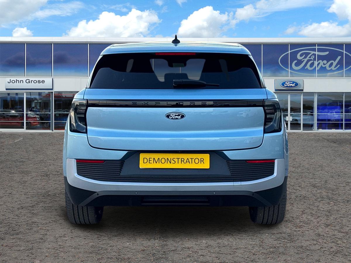 Used Ford Explorer 2024 for sale - 76563799: Photo 5