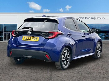 Used Toyota Yaris 2023 for sale - 77795121: Photo