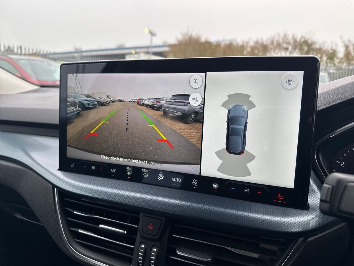 Used Ford Focus 2023 for sale - 77018296: Photo 25