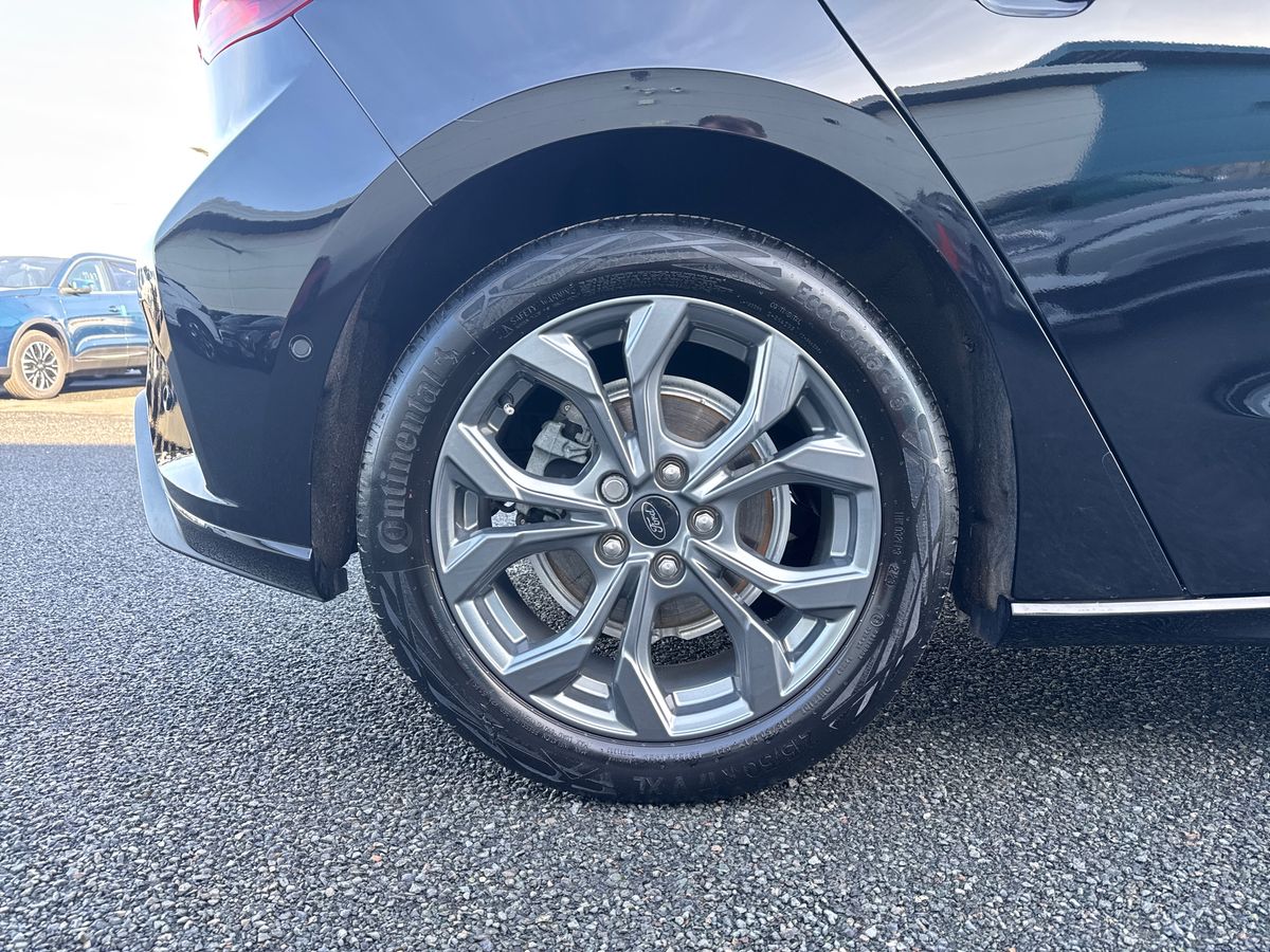 Used Ford Focus 2023 for sale - 76372927: Photo 11