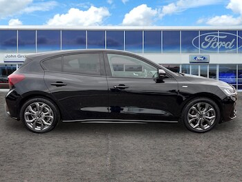 Used Ford Focus 2023 for sale - 76372927: Photo