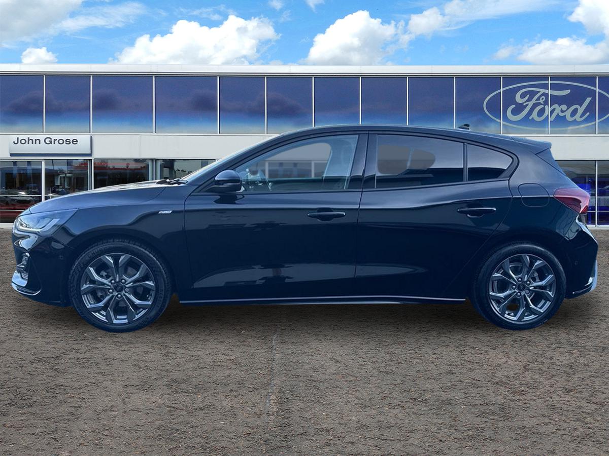 Used Ford Focus 2023 for sale - 76372927: Photo 7