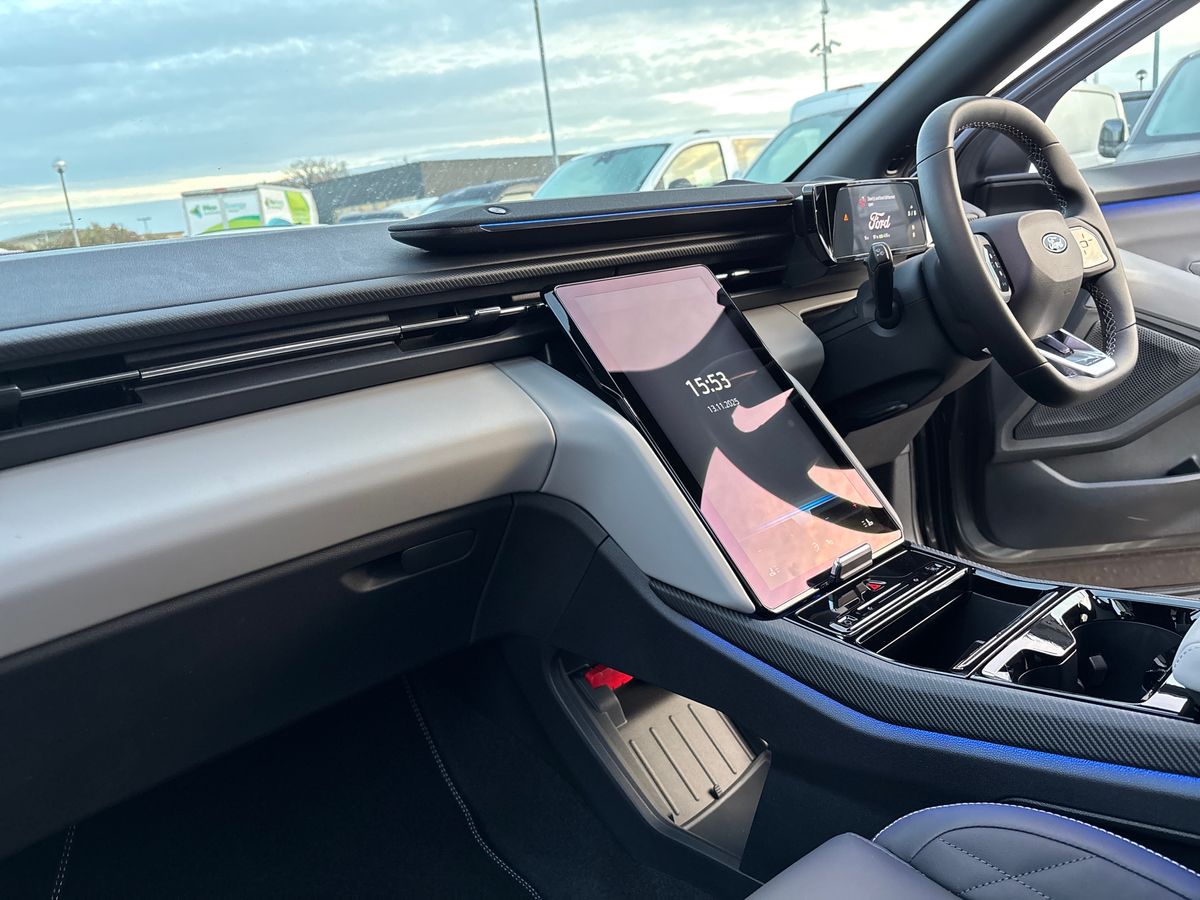 Used Ford Explorer 2024 for sale - 76563781: Photo 17