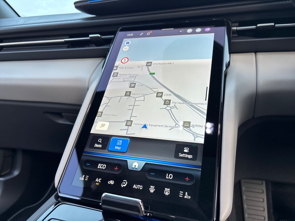 Used Ford Explorer 2024 for sale - 76563781: Photo 23