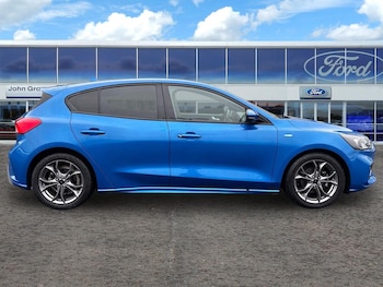 Used Ford Focus 2021 for sale - 77281072: Photo