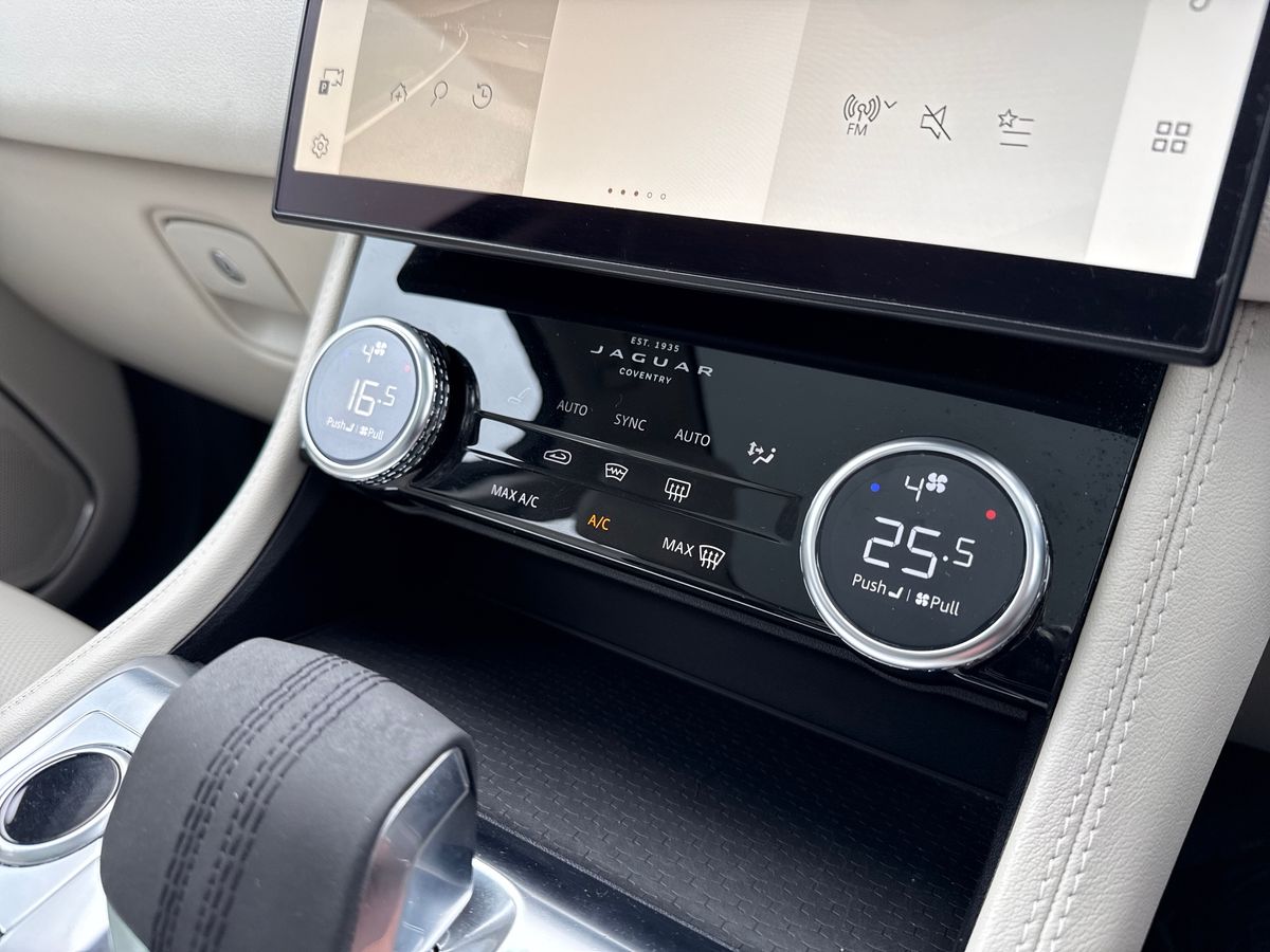 Used Jaguar F-Pace 2021 for sale - 76894596: Photo 19