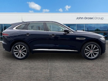 Used Jaguar F-Pace 2021 for sale - 76894596: Photo