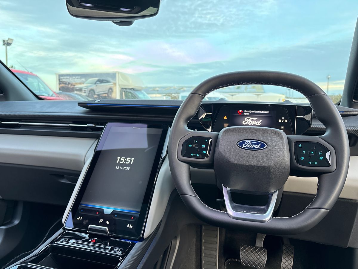 Used Ford Explorer 2024 for sale - 76563722: Photo 15