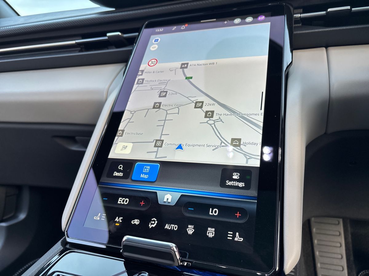 Used Ford Explorer 2024 for sale - 76563722: Photo 23