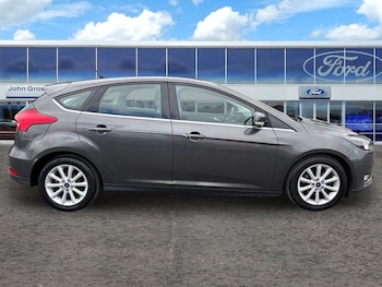 Used Ford Focus 2017 for sale - 78343859: Photo