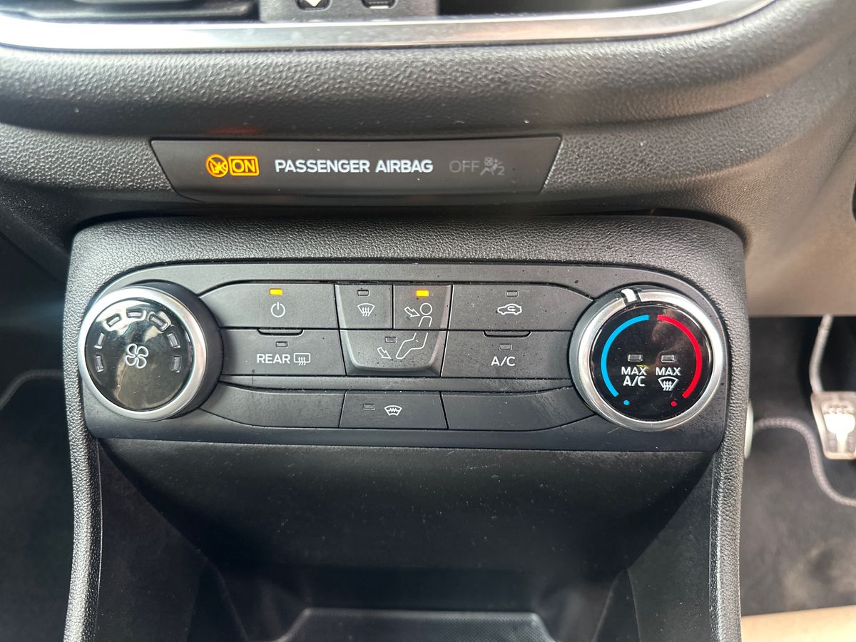 Used Ford Fiesta 2018 for sale - 77965085: Photo 19