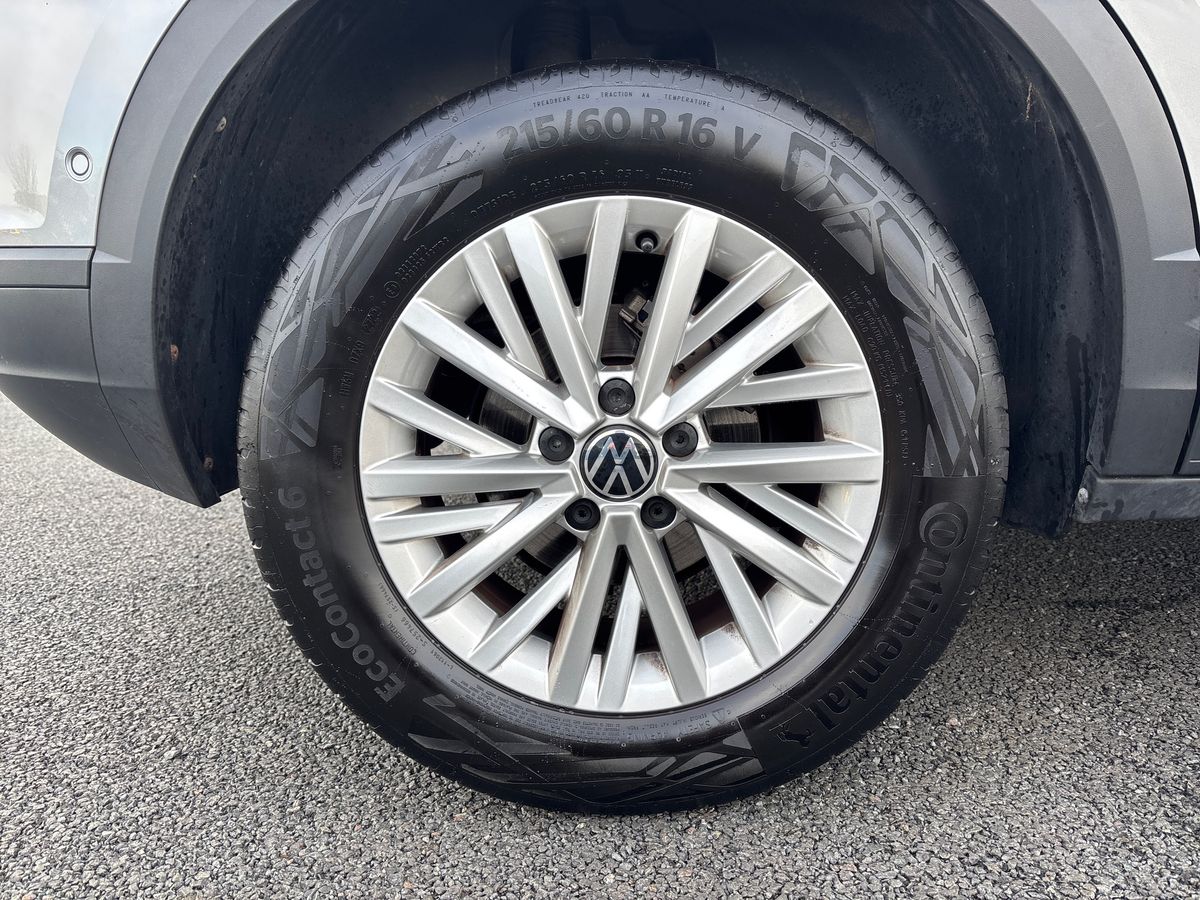 Used Volkswagen T-Roc 2023 for sale - 76587052: Photo 11