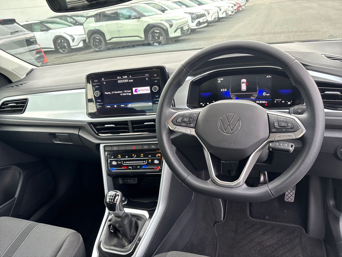 Used Volkswagen T-Roc 2023 for sale - 76587052: Photo 15
