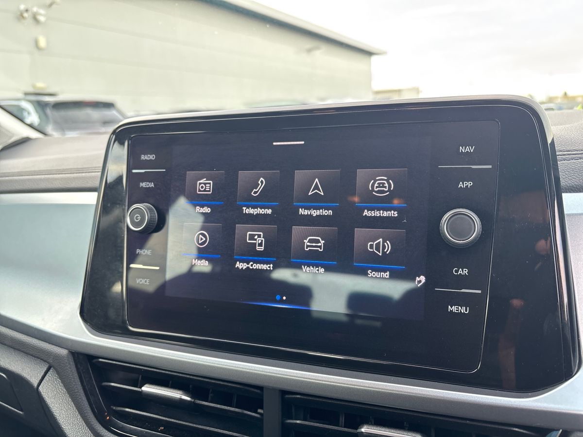 Used Volkswagen T-Roc 2023 for sale - 76587052: Photo 23