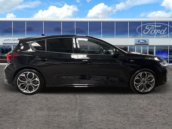 Used Ford Focus 2022 for sale - 75465711: Photo