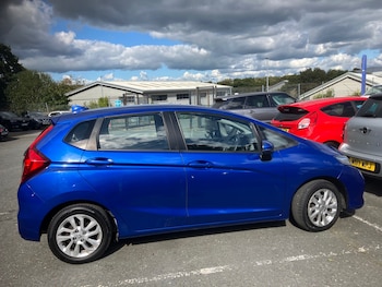 Used Honda Jazz 2019 for sale - 76076131: Photo 3