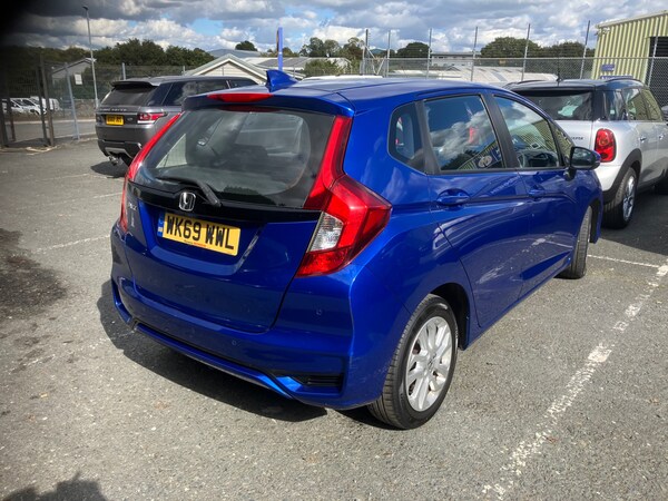 Used Honda Jazz 2019 for sale - 76076131: Photo 5