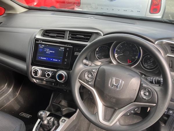 Used Honda Jazz 2019 for sale - 76076131: Photo 6