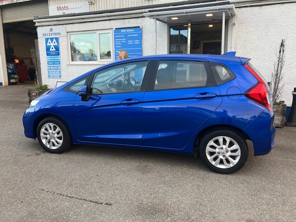 Used Honda Jazz 2019 for sale - 76076131: Photo 8