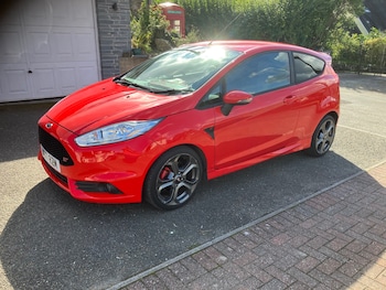 2017 (17) - 1.6 EcoBoost ST-2 3dr
