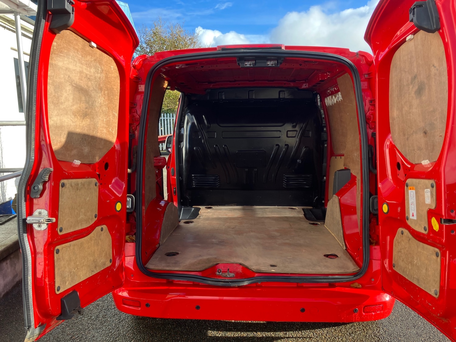 Used Ford Transit Connect 2017 for sale - 76531456: Photo 8