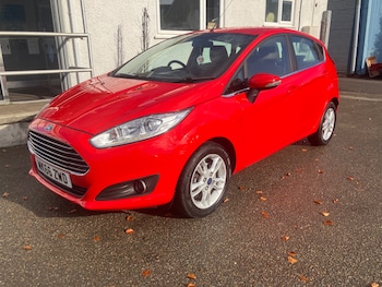 2016 (66) - 1.0 EcoBoost Zetec 5dr
