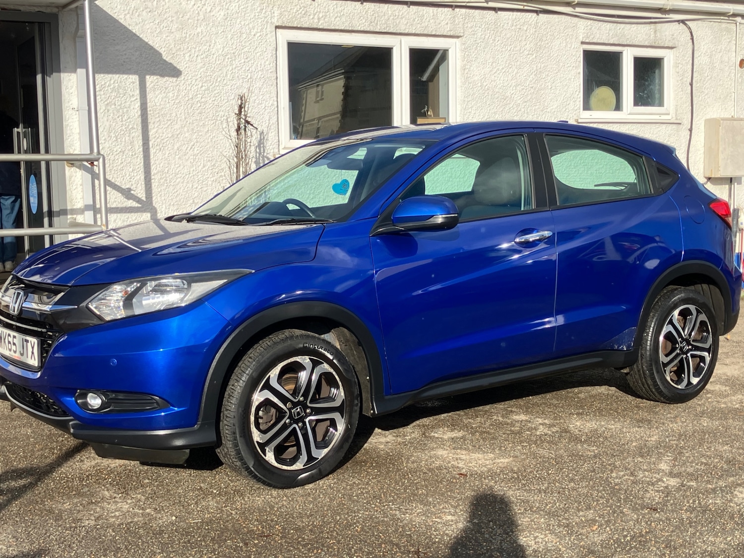 Used Honda HR-V 2015 for sale - 76532227: Photo 2