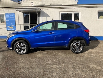 Used Honda HR-V 2015 for sale - 76532227: Photo