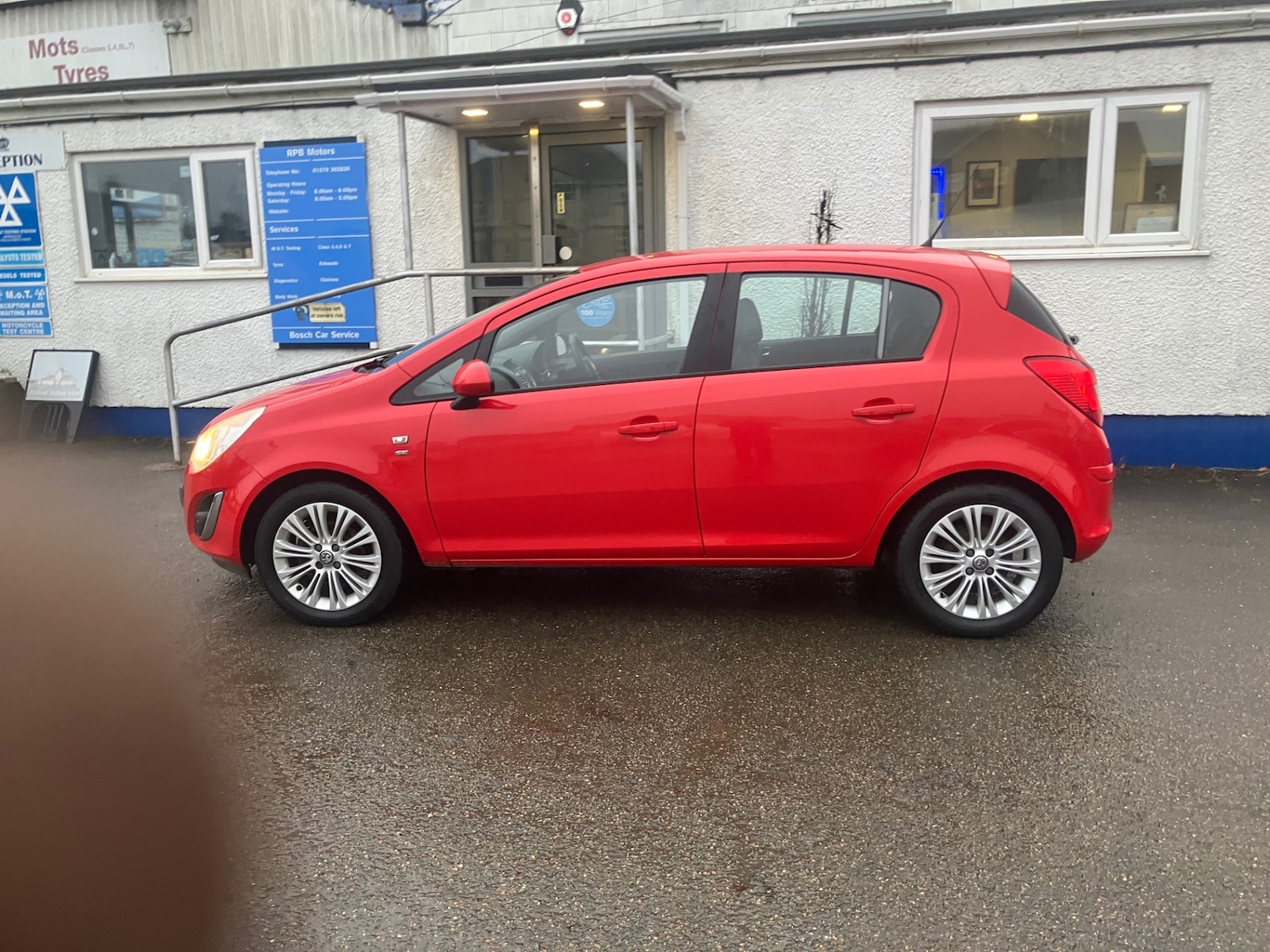 Used Vauxhall Corsa 2012 for sale - 76501716: Photo 8