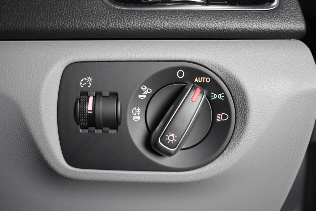 Used Audi Q3 2015 for sale - 76711557: Photo 26