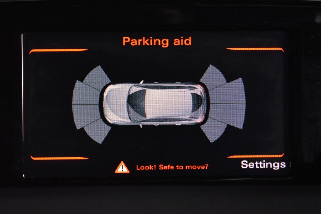 Used Audi Q3 2015 for sale - 76711557: Photo 3